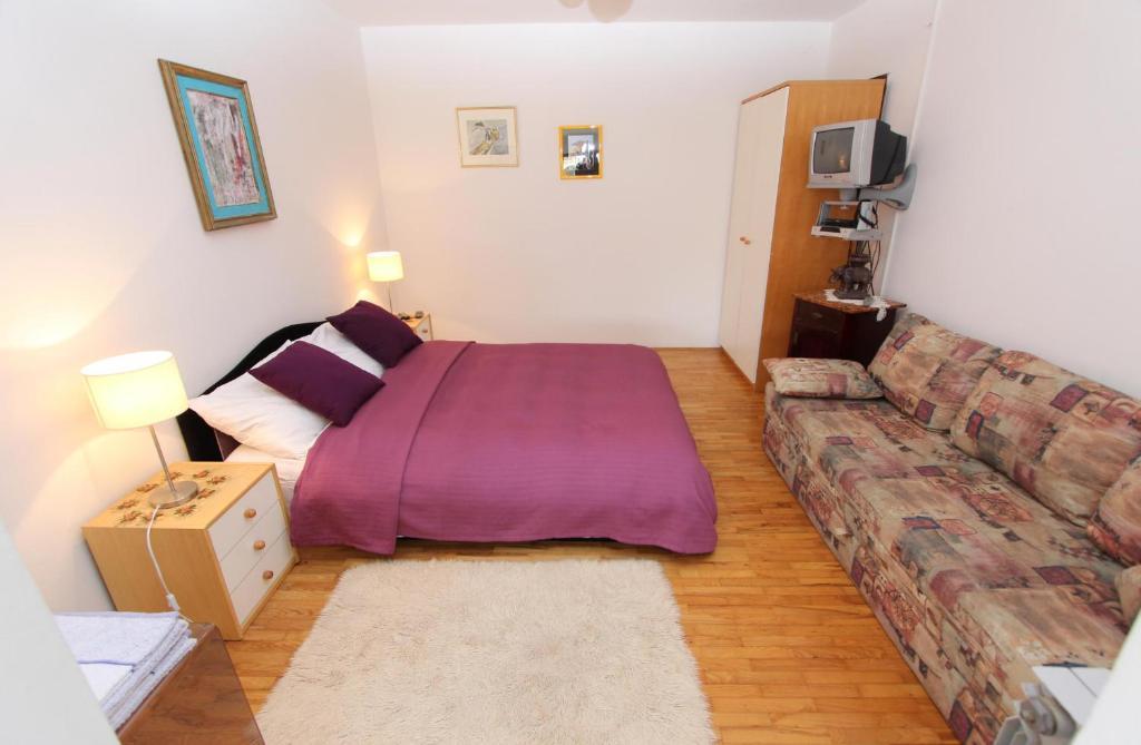 Apartments Milena ロヴィニ 部屋 写真
